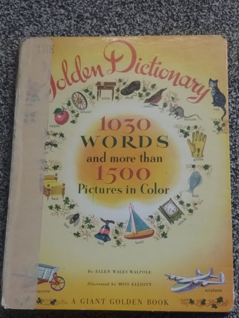 VINTAGE 1944 The Golden Dictionary Giant Golden Book~1030 Words 1500 Pictures